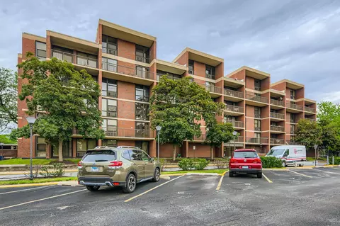 3041 S Michigan Ave #501, Chicago, IL 60616