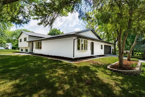 Exterior - 1717 Liston Ct, Normal, IL 61761 photo 9 of 15