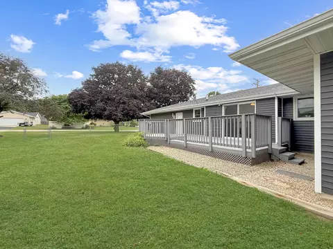 Exterior - 701 E Soper St, Winnebago, IL 61088 photo 6 of 10