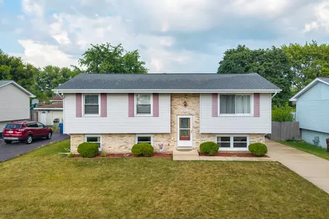 2110 Sanford Ave, New Lenox, IL 60451