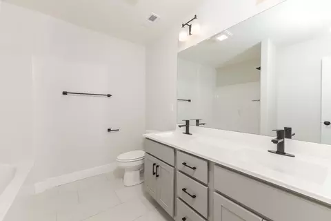 1004 Mount Carmel Rd, Bloomington, IL 61705 photo 31