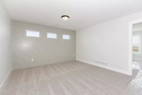 1004 Mount Carmel Rd, Bloomington, IL 61705 photo 27