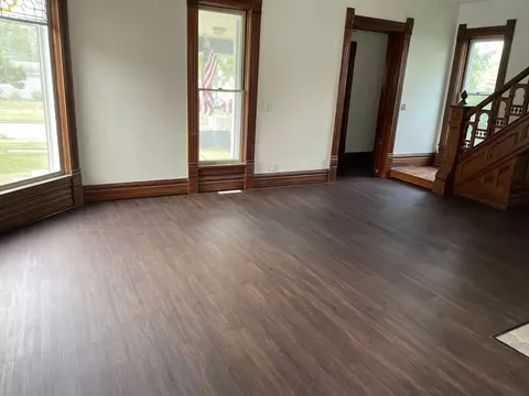 Living - 355 N 5th St, Sheldon, IL 60966 photo 1 of 4