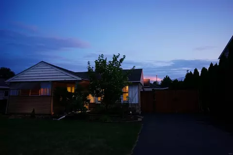 Exterior - 2304 Jay Ln, Rolling Meadows, IL 60008 photo 9 of 9