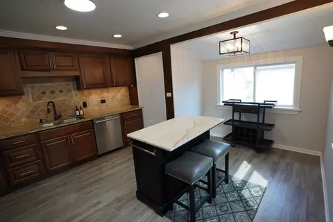 Kitchen - 2304 Jay Ln, Rolling Meadows, IL 60008 photo 3 of 3