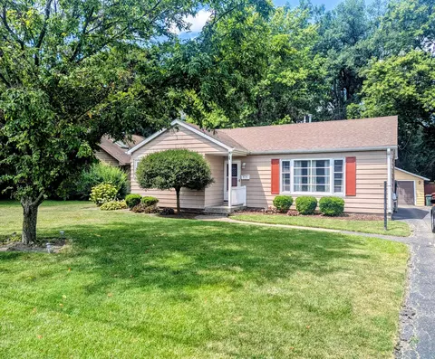 515 S Cedar Rd, New Lenox, IL 60451