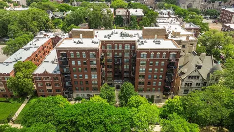4537 S Drexel Blvd #504, Chicago, IL 60653
