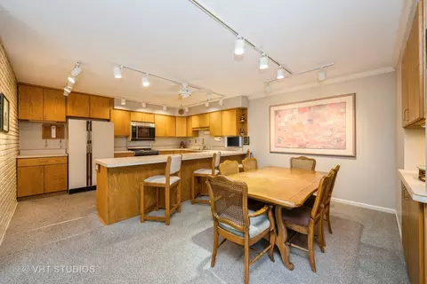 1 Falkirk Ln, Rolling Meadows, IL 60008 photo 5