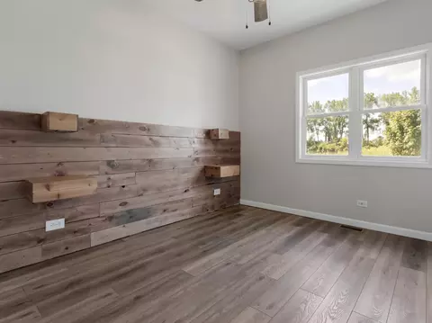 Bedroom - 811 Forest Downs St, Harvard, IL 60033 photo 1 of 1