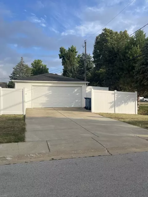 12813 E Playfield Dr, Crestwood, IL 60418 photo 30