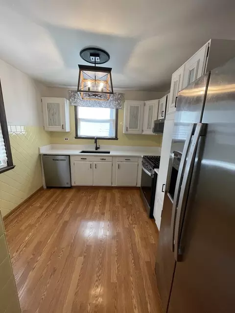 12813 E Playfield Dr, Crestwood, IL 60418 photo 8