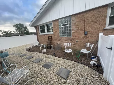 12813 E Playfield Dr, Crestwood, IL 60418 photo 27