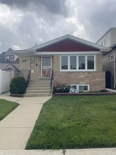 2940 N Nagle Ave, Chicago, IL 60634