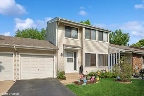1410 N Whispering Springs Cir, Palatine, IL 60074
