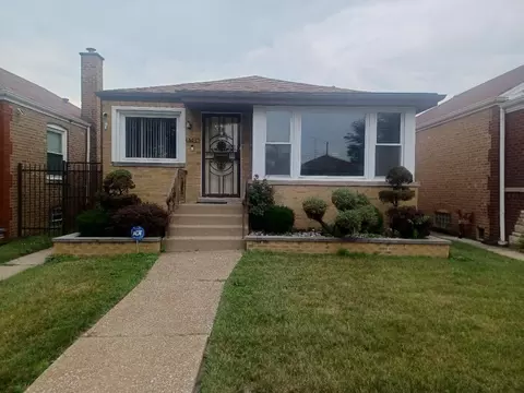 8506 S Jeffery Blvd, Chicago, IL 60617 photo 1