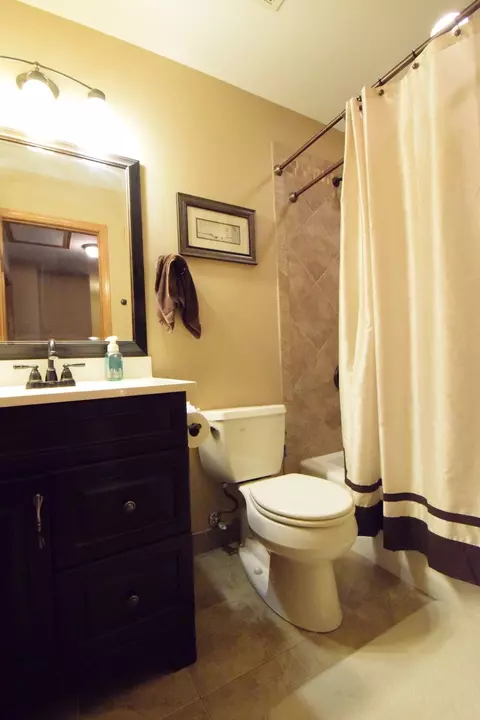 963 E Castlewood Ln, Bartlett, IL 60103 photo 27