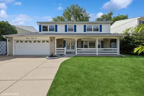 9061 Primrose Ln, Hickory Hills, IL 60457