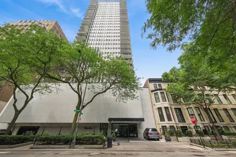 1230 N State Pkwy #17A, Chicago, IL 60610