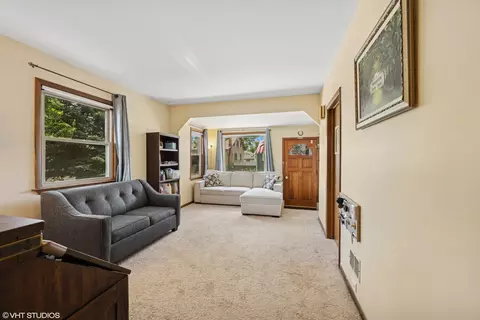 Living - 8124 44th St, Lyons, IL 60534 photo 1 of 2