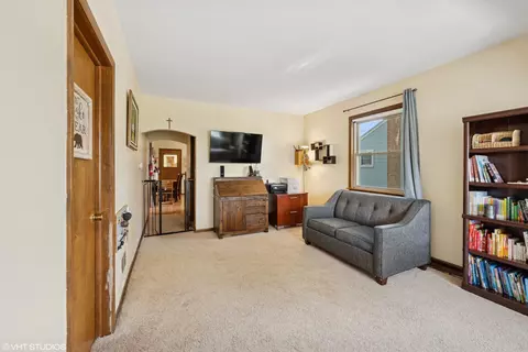 Living - 8124 44th St, Lyons, IL 60534 photo 2 of 2
