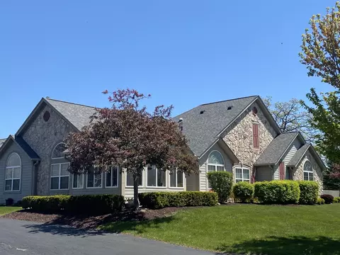 2018 Olmstead Dr #2018, Woodstock, IL 60098