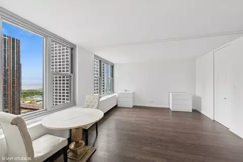 400 E Randolph St #2902, Chicago, IL 60601 photo 6
