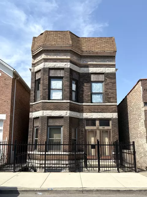 2838 S Keeley St, Chicago, IL 60608
