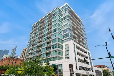 50 E 16th St #609, Chicago, IL 60616
