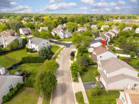 View/Area - 120 Willow Rd, Wheeling, IL 60090 photo 8 of 10