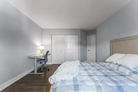 Bedroom - 120 Willow Rd, Wheeling, IL 60090 photo 4 of 4