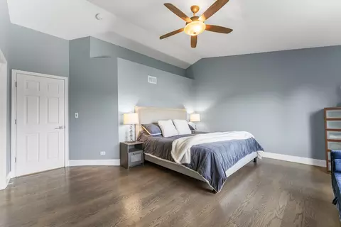 Bedroom - 120 Willow Rd, Wheeling, IL 60090 photo 2 of 4