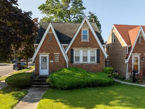 6404 28th St, Berwyn, IL 60402