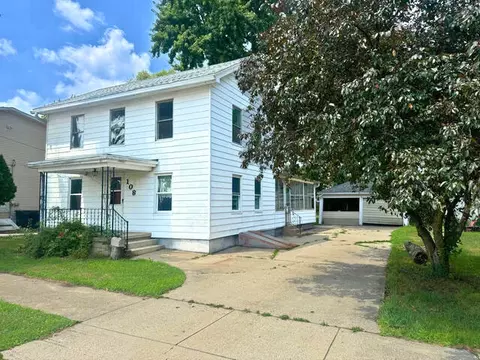 108 Deleon St, Ottawa, IL 61350