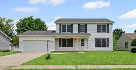 706 Pheasant Ln, Savoy, IL 61874