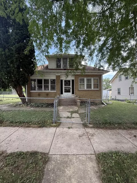1250 Corbin St, Rockford, IL 61102