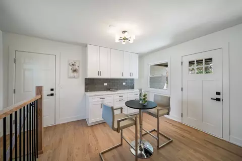 220 E Washington St, Des Plaines, IL 60016 photo 14