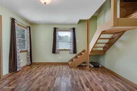 Living - 347 Crotty Ave, Seneca, IL 61360 photo 1 of 2