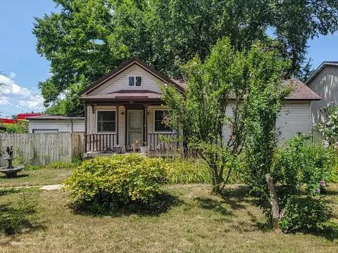 Exterior - 347 Crotty Ave, Seneca, IL 61360 photo 2 of 5