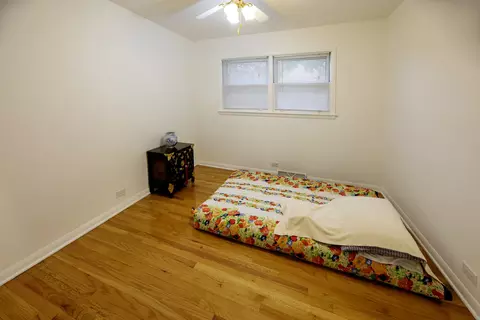 Bedroom - 1065 Irwin Ave, Des Plaines, IL 60018 photo 3 of 5