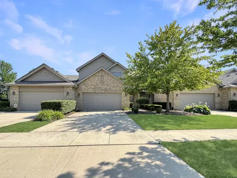 12278 Sumner St, Lemont, IL 60439