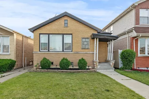 7944 S Whipple St, Chicago, IL 60652
