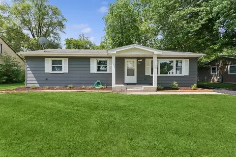 7825 Susan St, Morris, IL 60450 photo 2