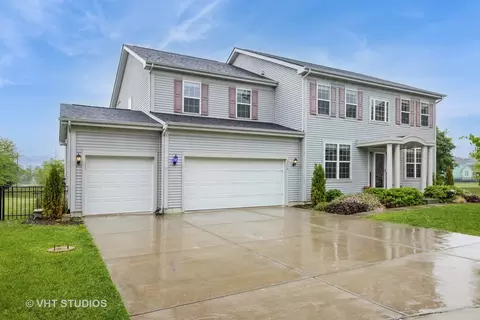 3756 Innesbrook Ct, Algonquin, IL 60102 photo 2