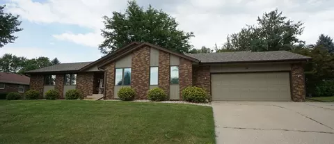 6924 Cody Ln, Rockford, IL 61107