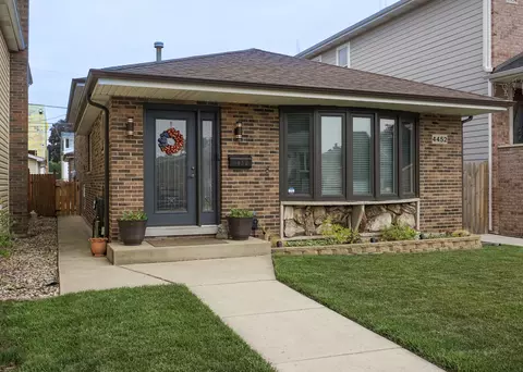 4452 N Newland Ave, Harwood Heights, IL 60706