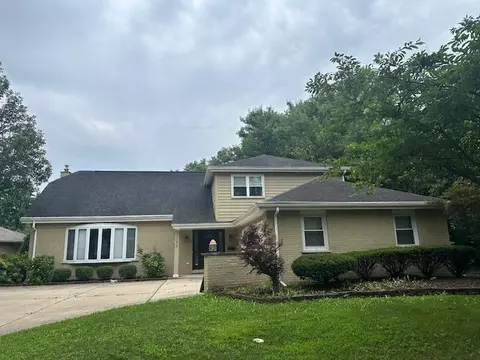 1208 Elizabeth Ave, Naperville, IL 60540