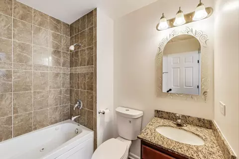 Bath - 25651 S Middle Point Ave, Monee, IL 60449 photo 1 of 4