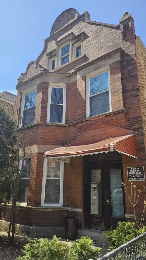 2536 S Avers Ave, Chicago, IL 60623