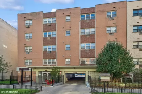 5950 N Kenmore Ave #306, Chicago, IL 60660