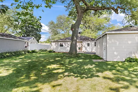 3304 Bobolink Ln, Rolling Meadows, IL 60008 photo 18